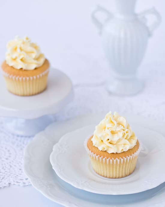 Vanilla Cream Cupcakes