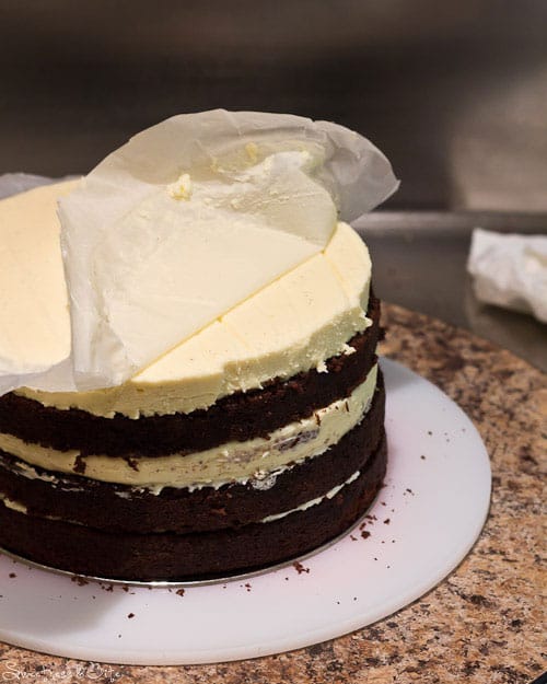 Chocolate and cheesecake layers