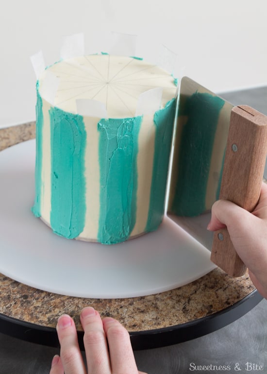 Perfect Buttercream Stripes - Scraping the Stripes Smooth