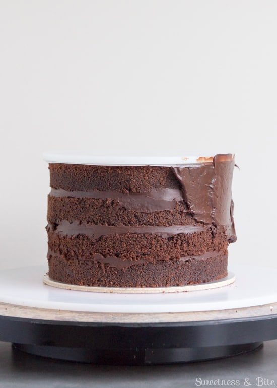How to Ganache a Cake - The Ganaching 'Lid'