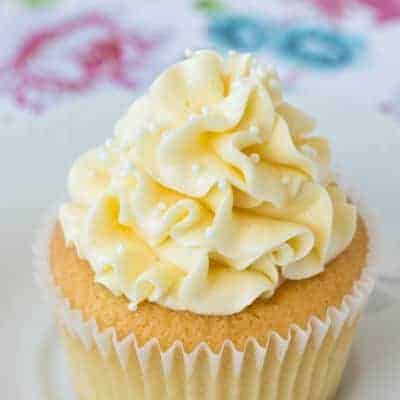 Vanilla Cream Cupcakes {Gluten Free} - Sweetness & Bite