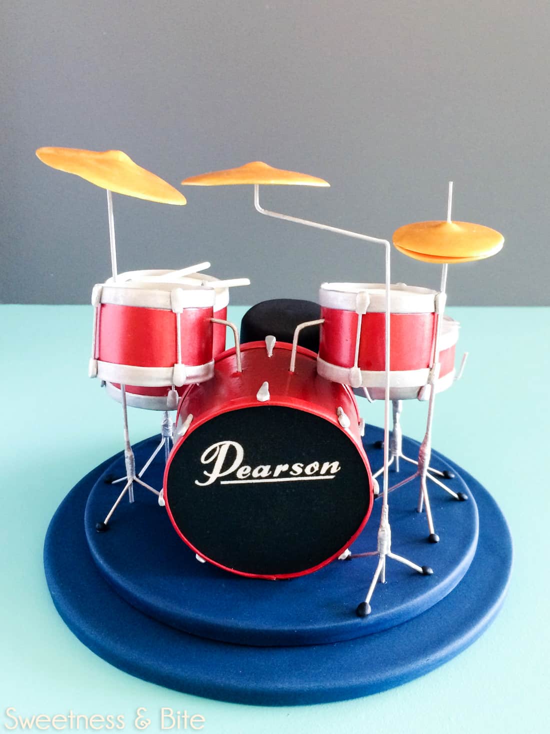 Drum Kit Cake ~ Sweetness & Bite